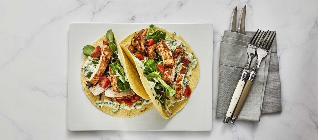 tomato-pesto-chicken-flatbread_0-1024x450