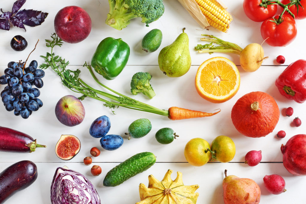 shutterstock_497140153-Rainbow-fruit-and-veg-1024x683